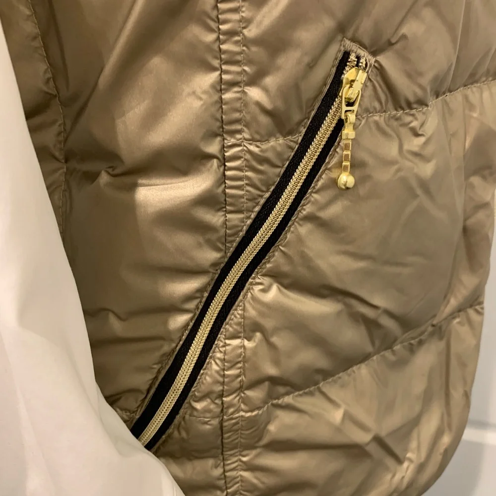 Women's Bronze Puffer Vest - Picture 5 of 9